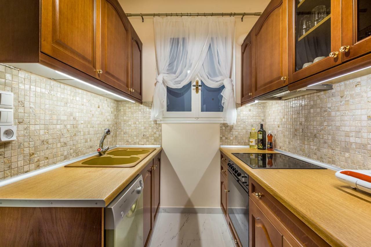 Chic Flat In Kolonaki Next To American Embassy Αθήνα Εξωτερικό φωτογραφία